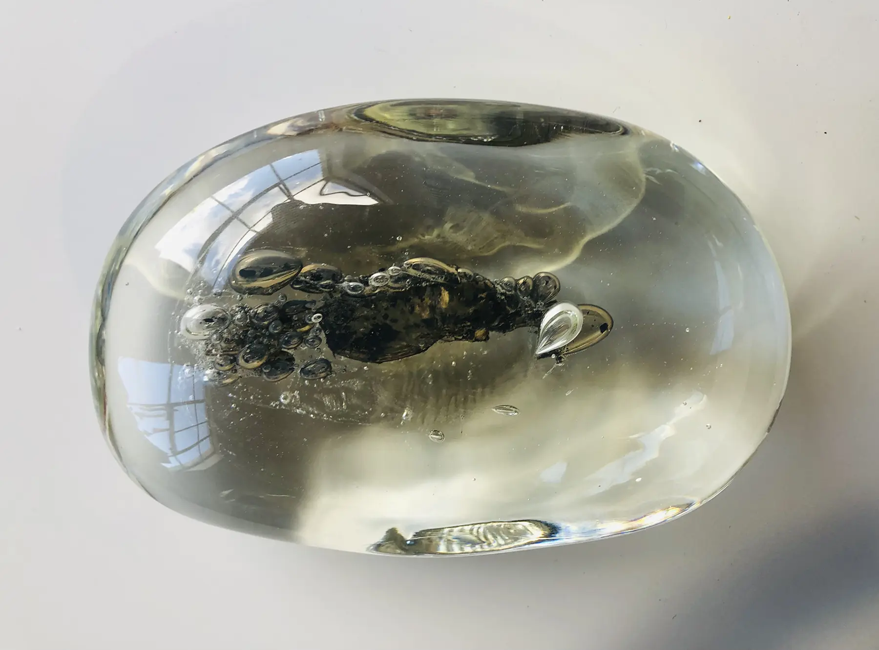 Stevie-Fieldsend_Fossil-series.-2019-Glass-coal.-image-Stevie-Fieldsend.2-copy