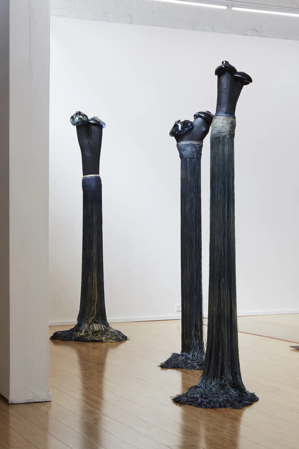 StevieFieldsend-Umbra.-glass-wood-fringe-textile-0008