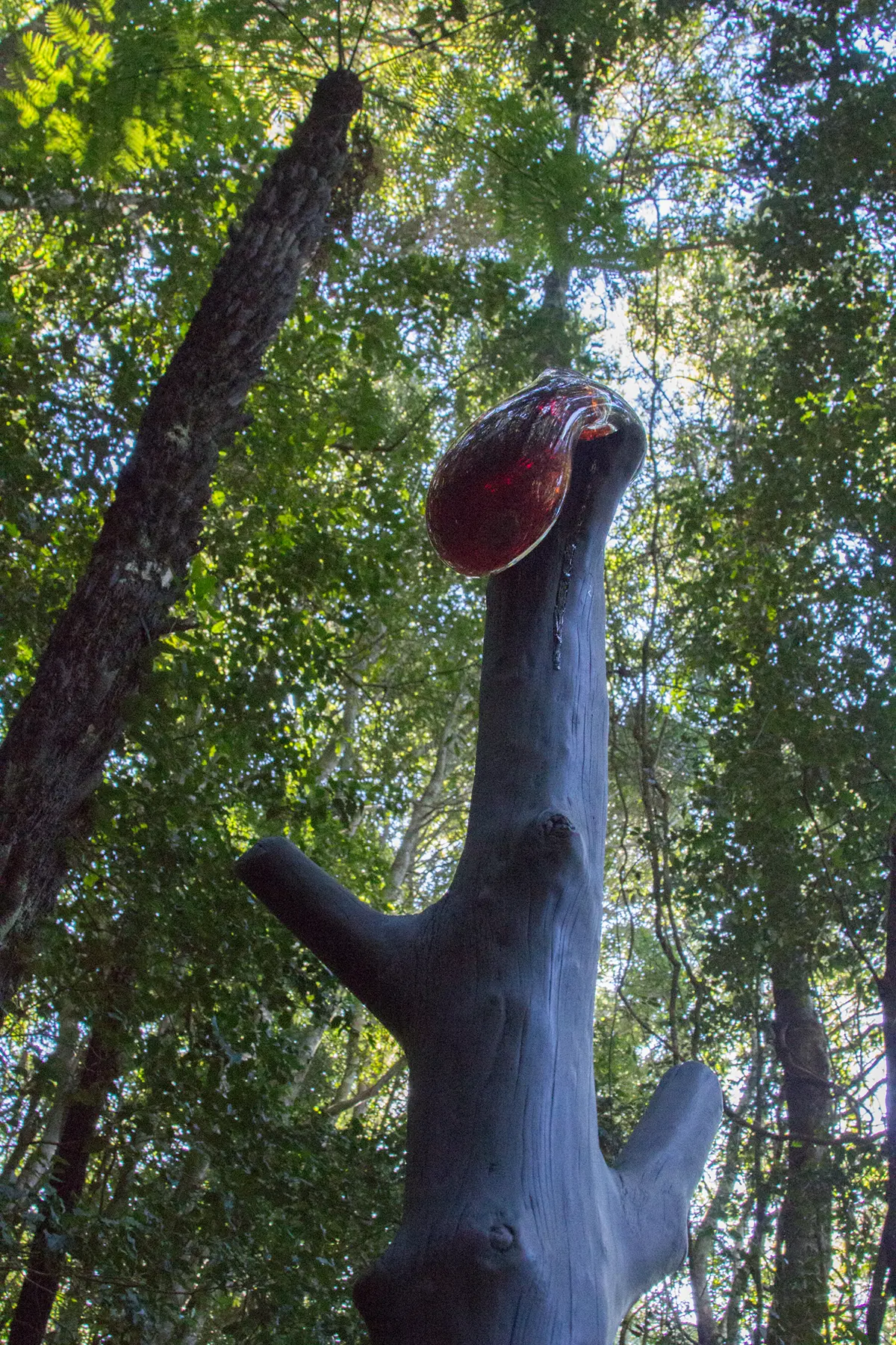 Stevie_Fieldsend.-Bulging-Ichorous.-Sculpture@scenic.-2015.-Image-Cornel-Robinson